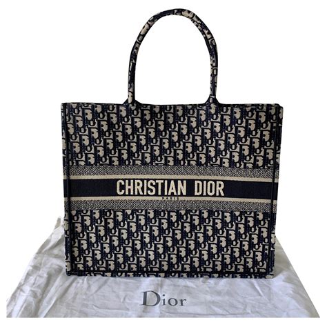 sac christian dior cabas|christian dior book tote price.